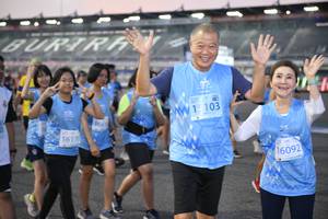 BIB: 52533, 50298, 53069
                            <button type="button" onclick="openModal(10464452)" class="btn btn-primary btn-sm float-right btn-popup" data-toggle="modal" data-target=".modal-high-quality">
                        <i class="fas fa-shopping-cart"></i> Add to Cart
                    </button>
                                            <button type="button" onclick="isThisMe(10464452, true)" class="btn btn-success btn-sm float-right btn-popup btn-isme hidden" data-toggle="tooltip" data-placement="bottom" title="นี่คือรูปของคุณใช่ไหม คลิกที่นี่เพื่อเอาเข้าอัลบั้ม">
                        <i class="fas fa-plus"></i> Add to album
                    </button>
                    <button type="button" onclick="isThisMe(10464452, false)" class="btn btn-warning btn-sm float-right btn-popup btn-isnotme hidden">
                        <i class="fas fa-ban"></i> Remove from album
                    </button>